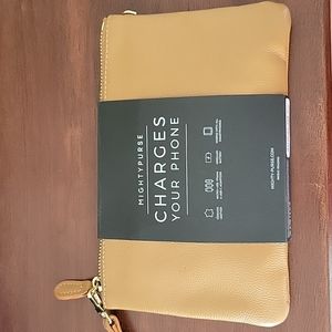 Mighty Purse Charging clutch